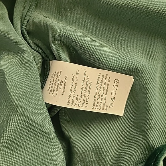 NWT J. Crew Covered-button shirt in velvet - Picture 3 of 7